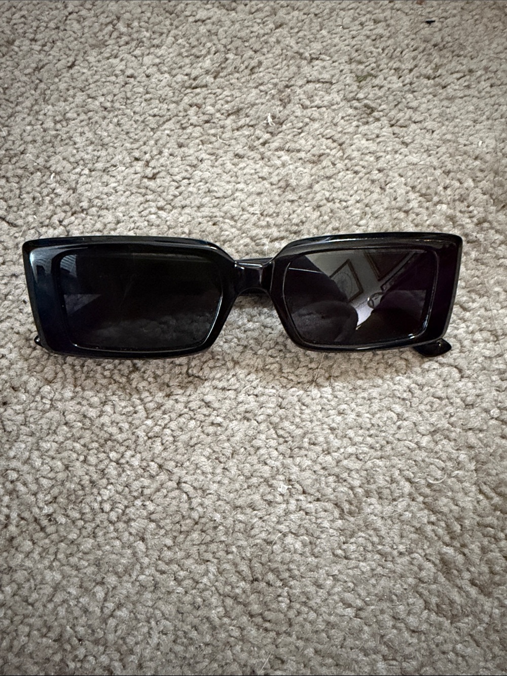 Black Rectangular Women's Sunglasses